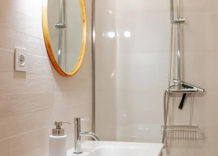 By Mycelia Apartament *